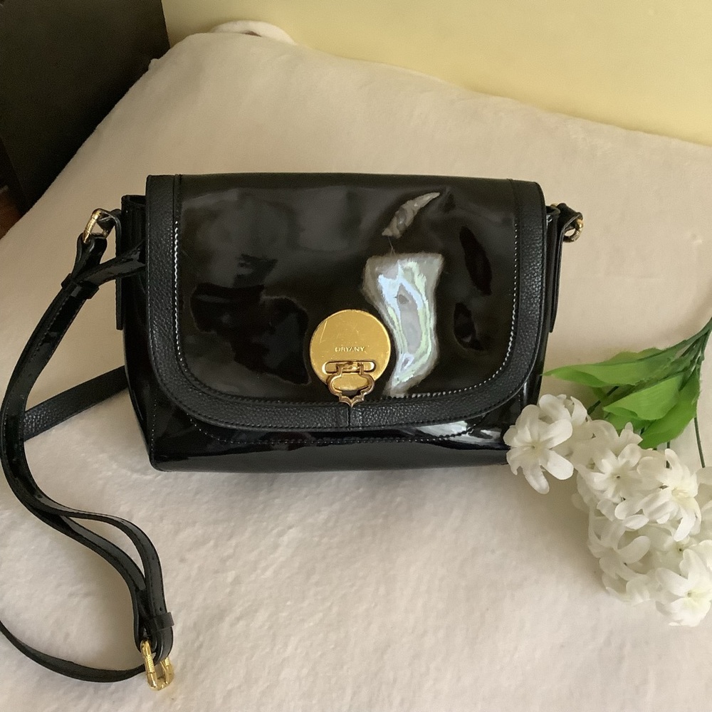 orYani Black Patent Purse